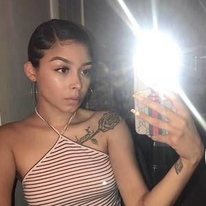 Meet your Posher, Kendra